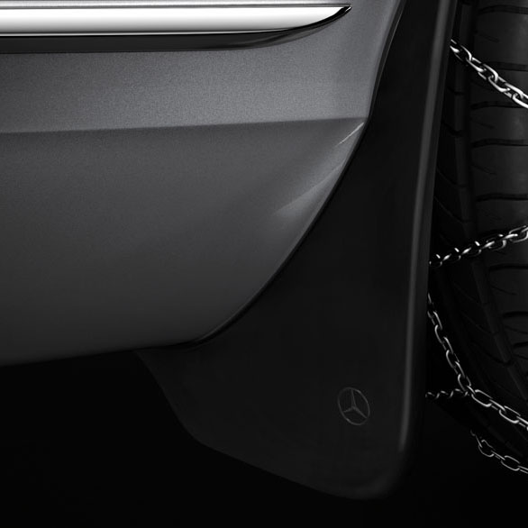 Брызговики передние Мерседес C-klasse AMG (A2058900078)