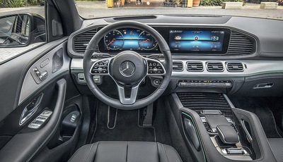 Передний ряд Mercedes-Benz GLE