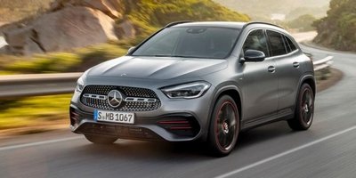 Mercedes-Benz GLA представили в Англии